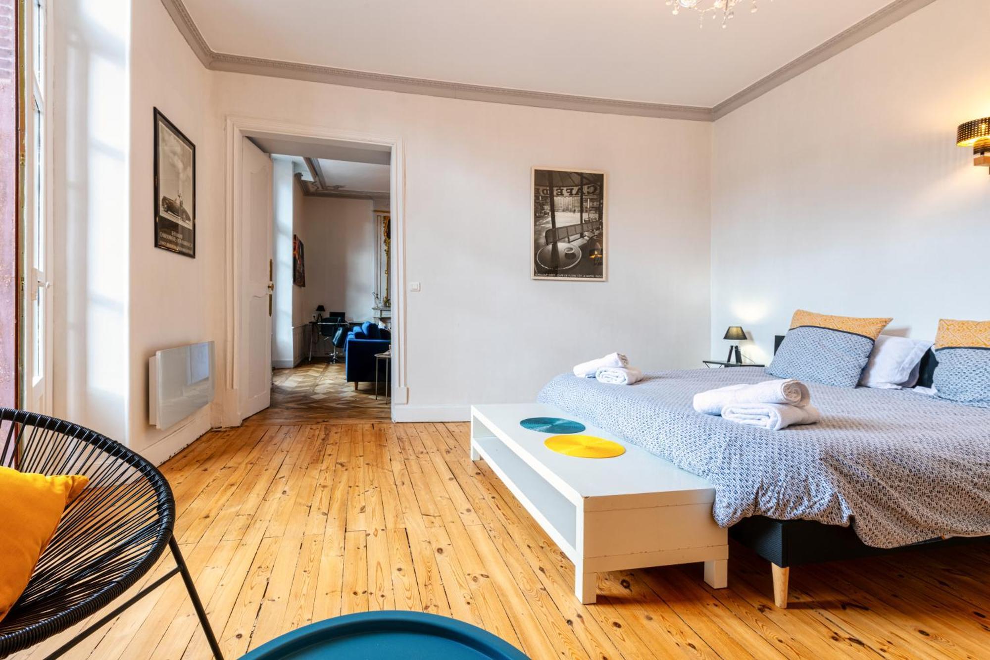 Immeuble Le Bringer 180m2 Apartment